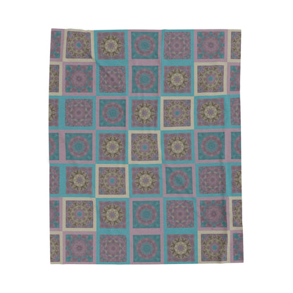 Turquoise Mosaic Velveteen Plush Blanket – Soft Geometric Boho Throw
